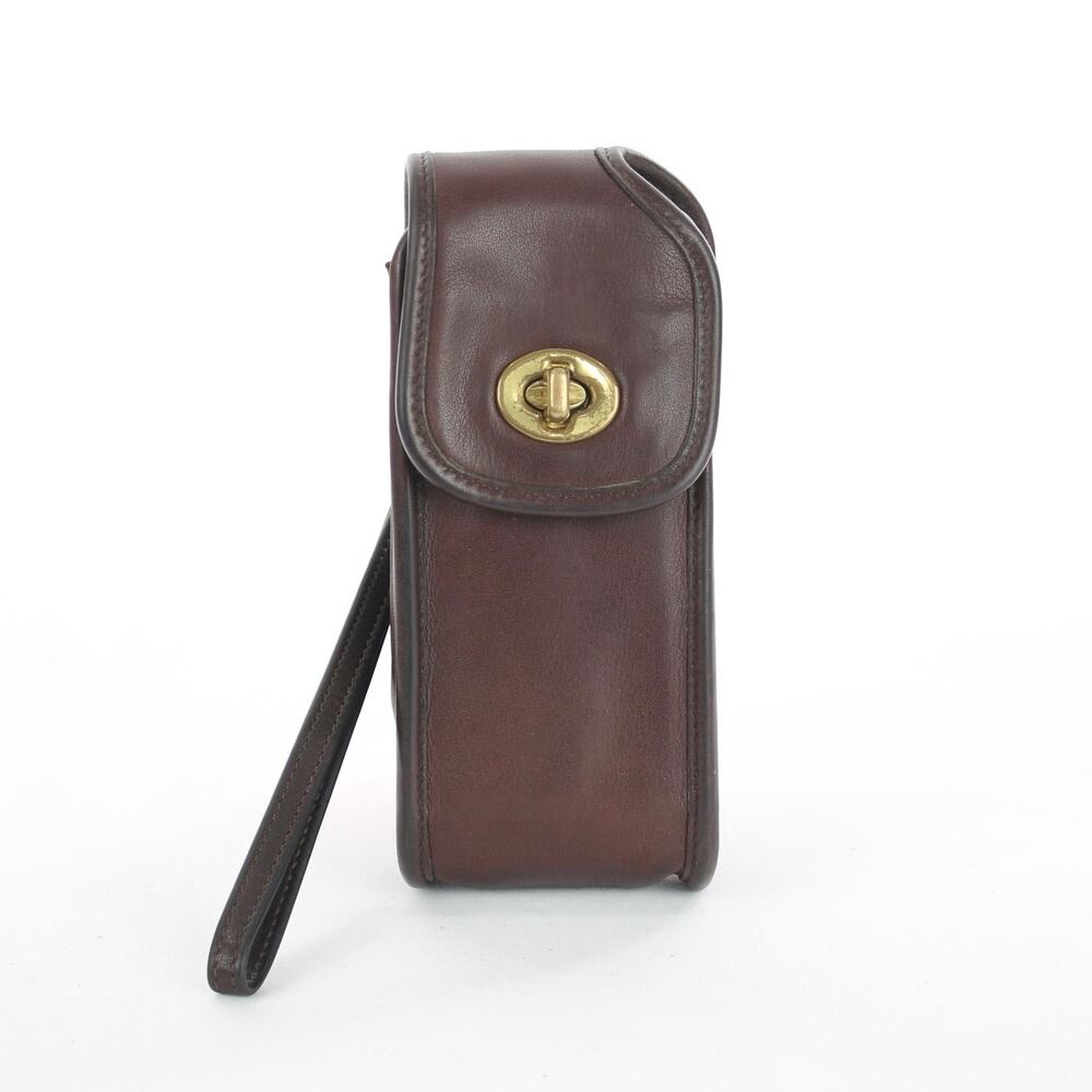 Coach Vintage Mahogany Leather Turnlock Wristlet Case Brown Brass